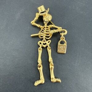 Danecraft Skeleton Pin Brooch Brushed Gold Dangle Halloween Moving Dancing